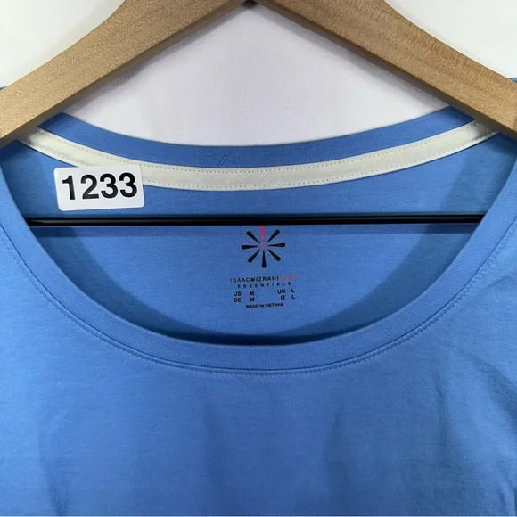 Isaac Mizrahi Live Essentials Blue Scoop Neck 3/4 Sleeve Top Size M - Picture 2 of 6